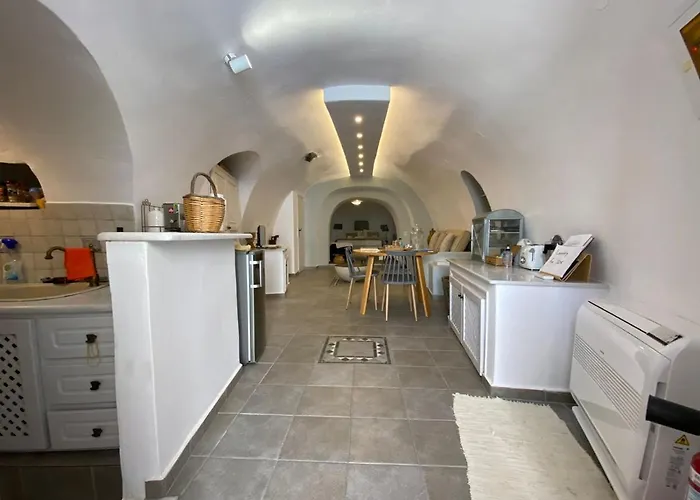 Vakantiehuis Cave House Martrona *