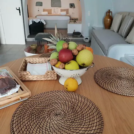 Vakantiehuis Cave House Martrona *