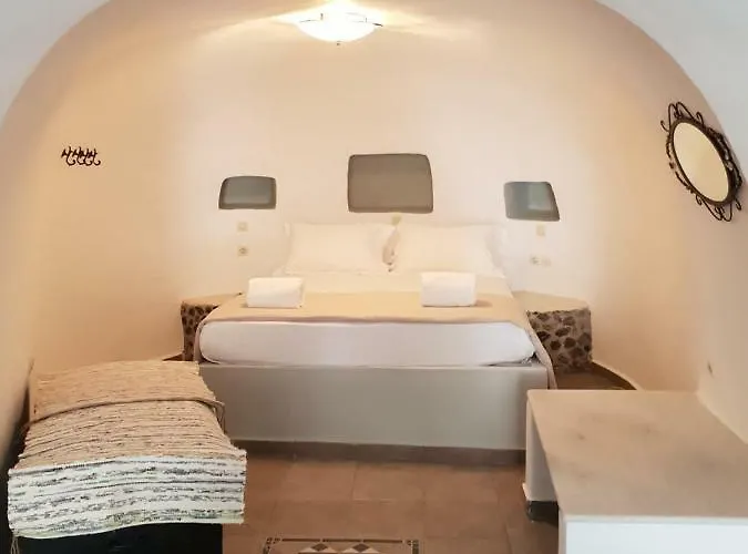 Cave House Martrona Feriehus *